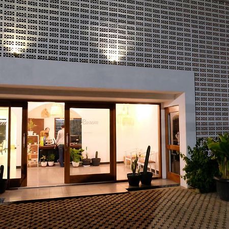 Rarem Bed & Breakfast Bandar Lampung Exterior foto