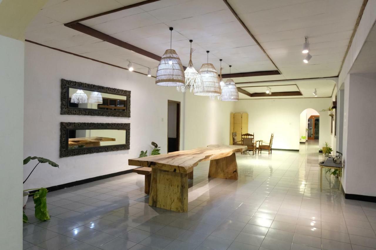 Rarem Bed & Breakfast Bandar Lampung Exterior foto