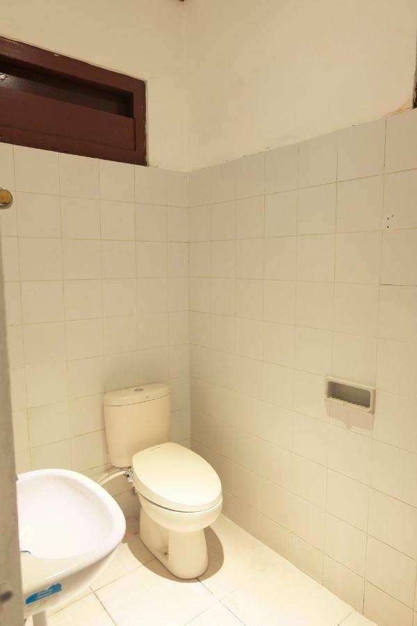Rarem Bed & Breakfast Bandar Lampung Exterior foto